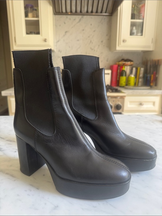 Acne Studios Shoes - Acne Studios Black Leather Platform Chelsea Boots - Women 38 E 8 US